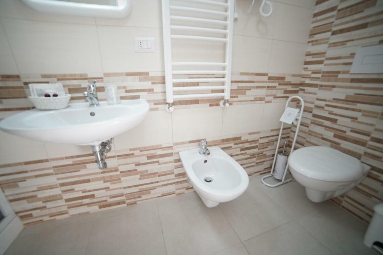 La Casa Dei Sogni Bed & Breakfast Matera Exterior photo